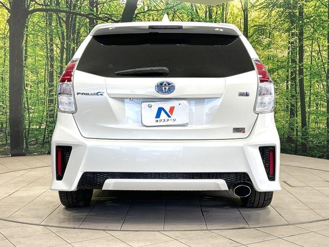 PRIUS Alpha
