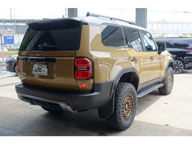 LANDCRUISER 250