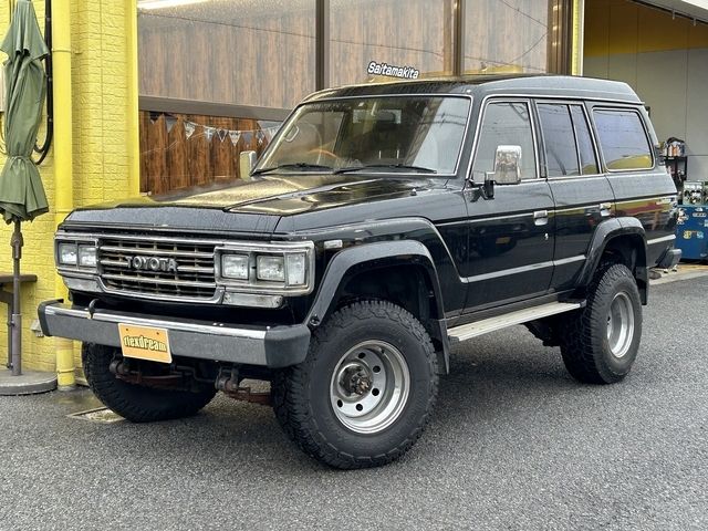 LANDCRUISER van