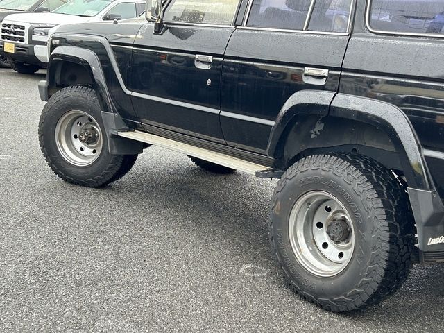 LANDCRUISER van
