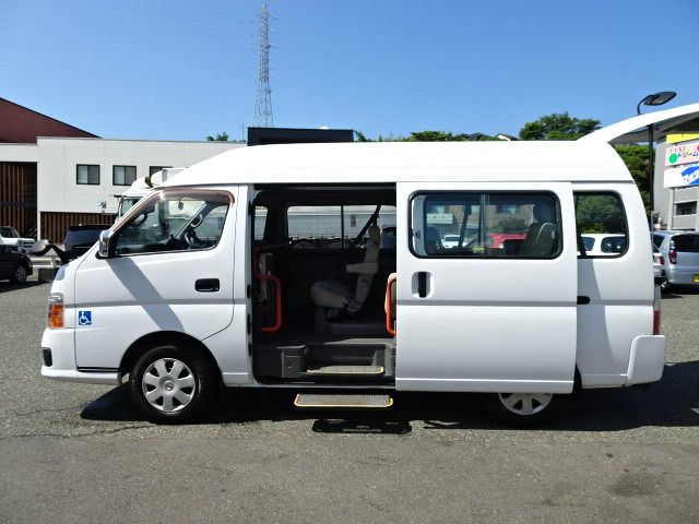 Caravan Bus