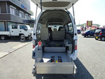 Caravan Bus