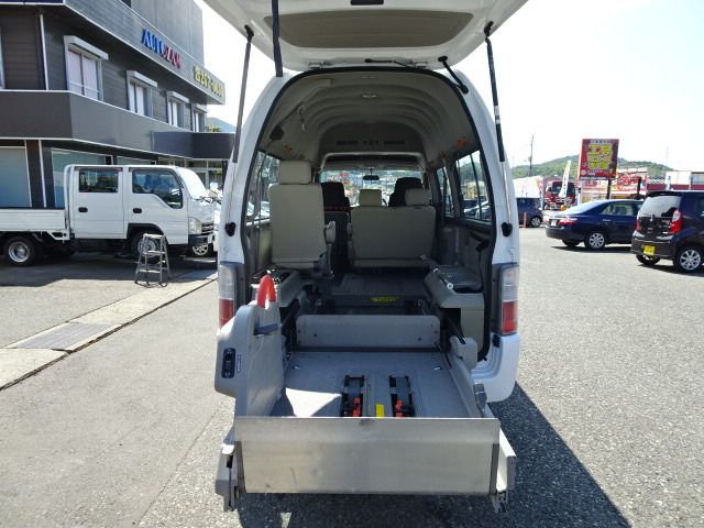 Caravan Bus