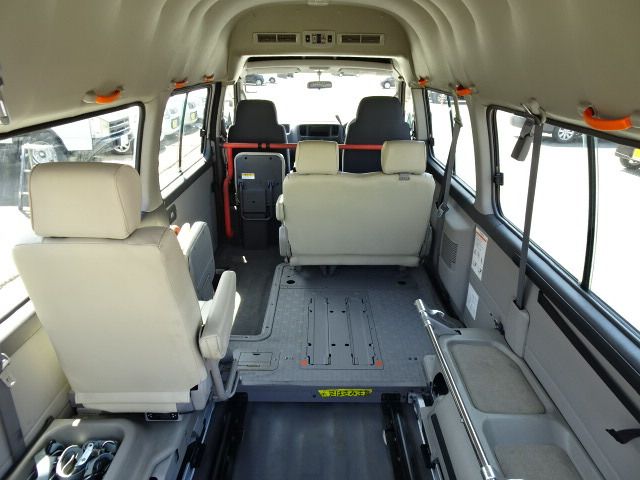 Caravan Bus
