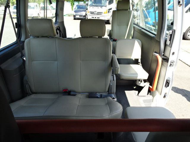 Caravan Bus