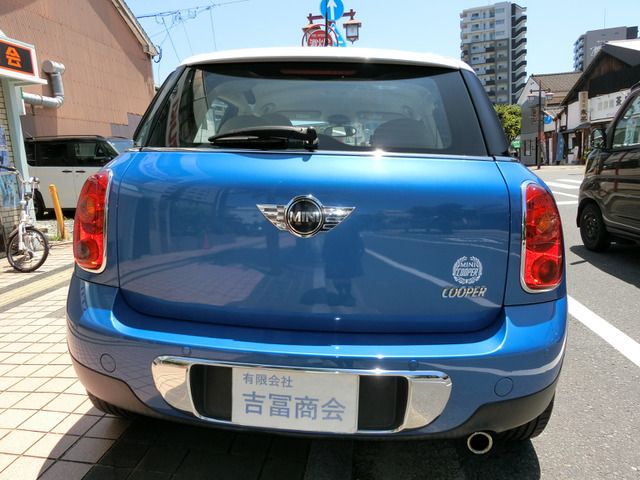 BMW MINI COOPER CROSSOVER