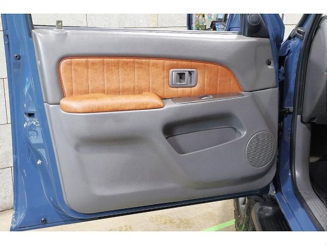 HILUXSURF wagon 4WD