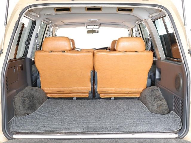 LANDCRUISER wagon