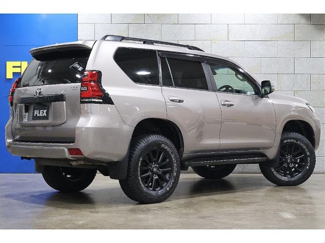 LANDCRUISER PRADO