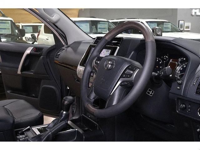 LANDCRUISER PRADO