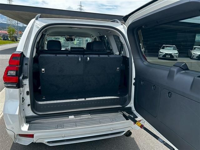 LANDCRUISER PRADO