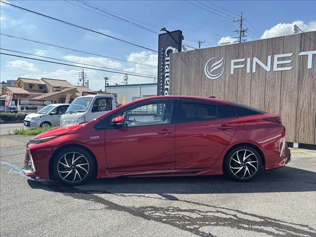 PRIUS PHV