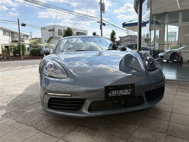 PORSCHE 718CAYMAN