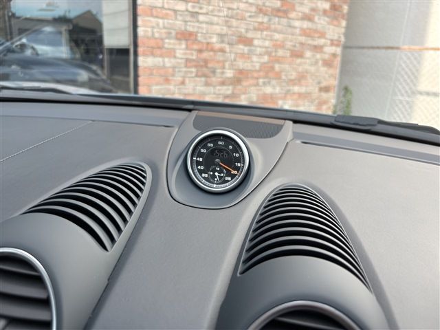 PORSCHE 718CAYMAN