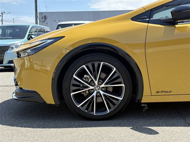 PRIUS 4WD