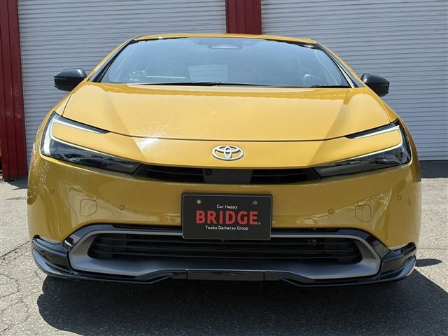PRIUS 4WD