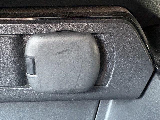 PRIUS 4WD