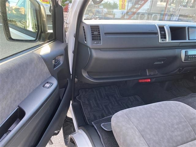 HIACE wagon