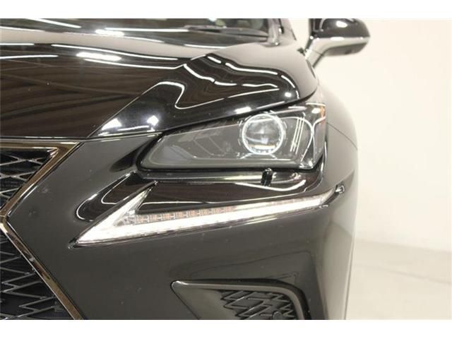 LEXUS NX300h AWD
