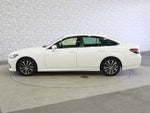 CROWN sedan