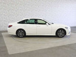 CROWN sedan
