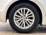 CROWN sedan hybrid