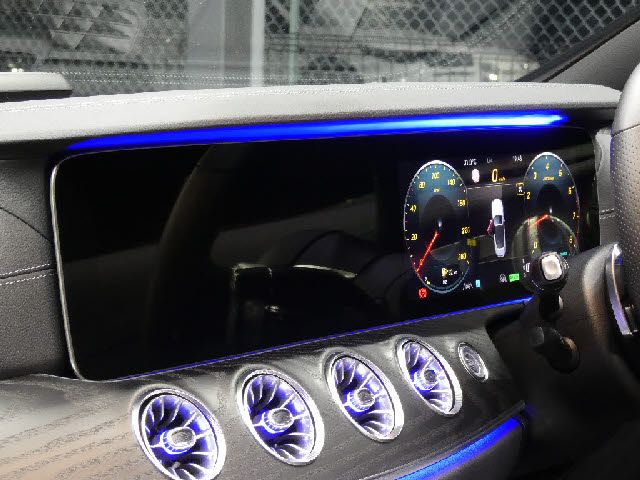 MERCEDES BENZ E class open