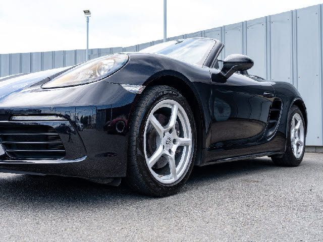 PORSCHE 718BOXSTER