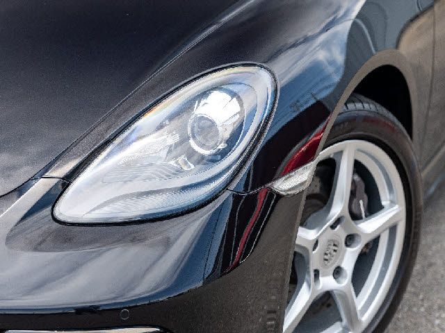 PORSCHE 718BOXSTER
