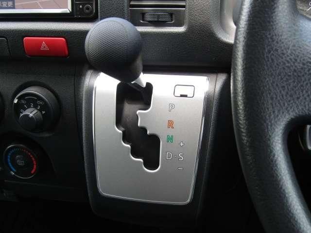 HIACE van 2WD