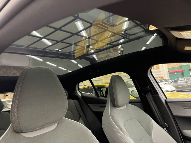 VOLVO EX30 CROSS COUNTRY