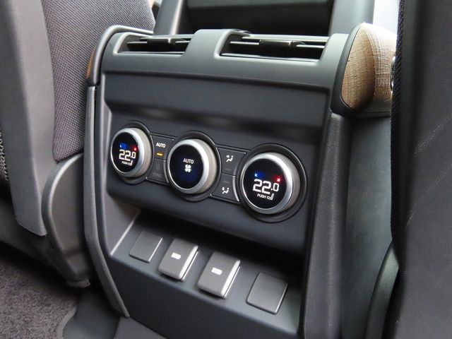ROVER DEFENDER