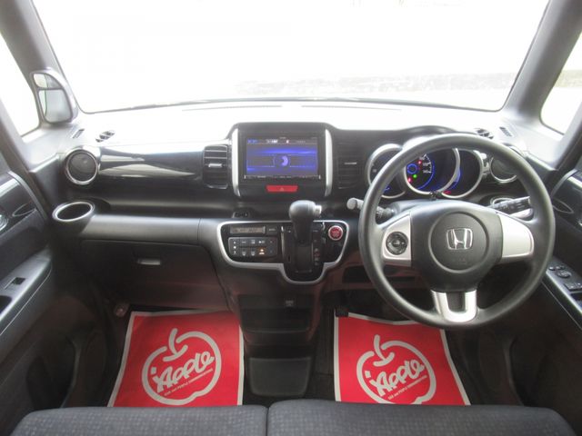 N BOX CUSTOM