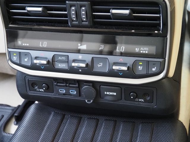 LANDCRUISER wagon