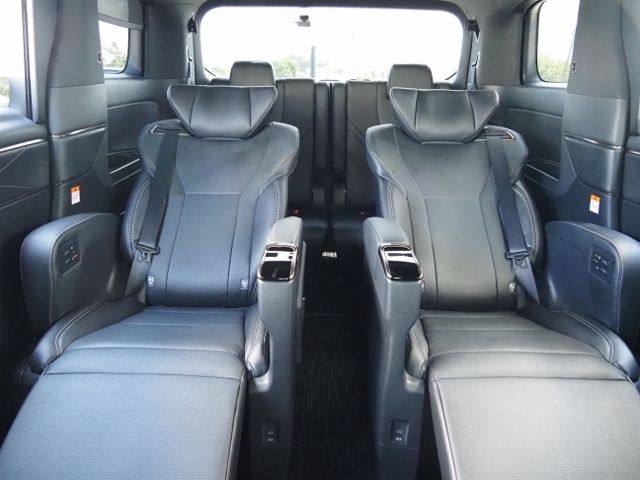 ALPHARD hybrid