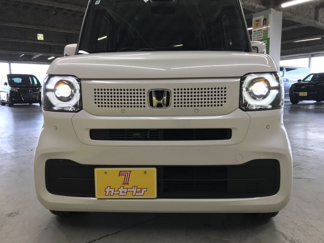 N BOX