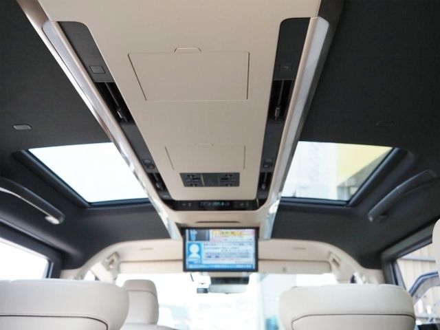 ALPHARD hybrid 4WD