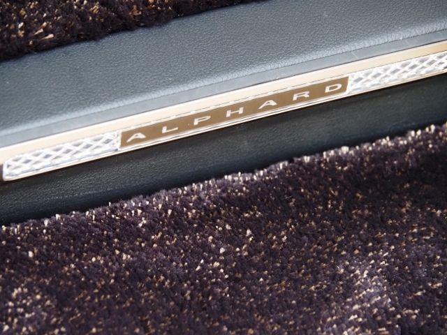 ALPHARD hybrid 4WD