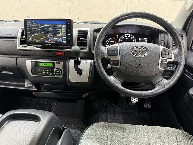 HIACE van 2WD