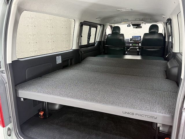HIACE van 2WD