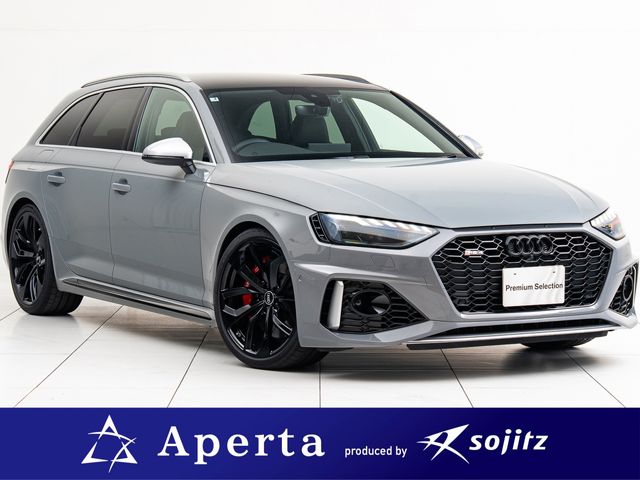 AUDI RS4 AVANT