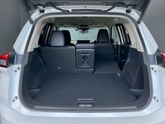 X-TRAIL HYBRID 4WD