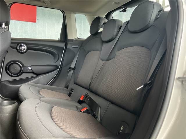 BMW MINI COOPER D 5DOOR