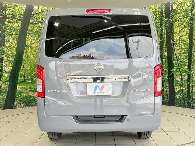 CARAVAN van 2WD