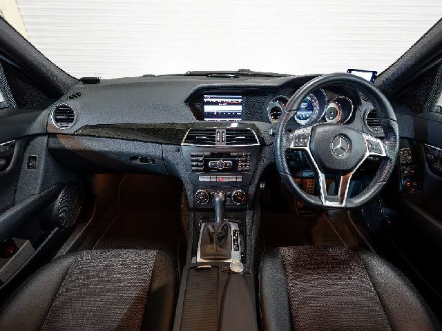 MERCEDES BENZ C class sedan