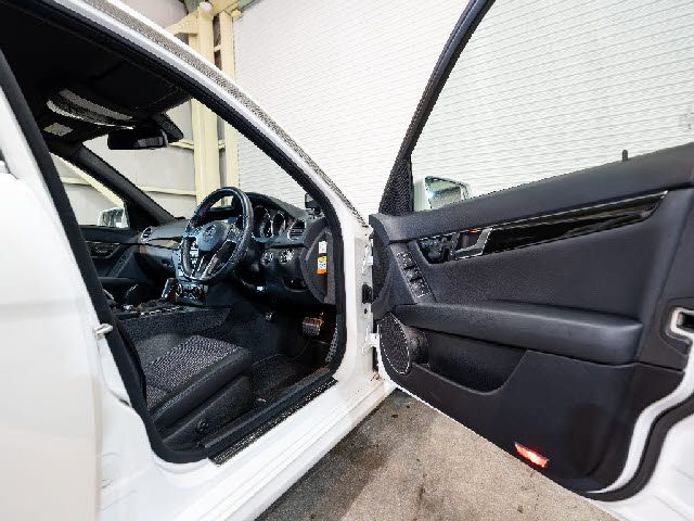 MERCEDES BENZ C class sedan
