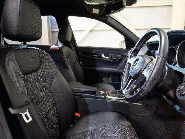MERCEDES BENZ C class sedan