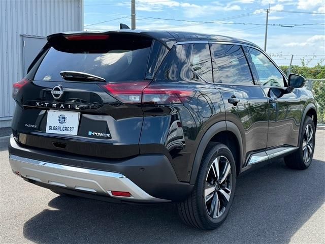 X-TRAIL HYBRID 4WD