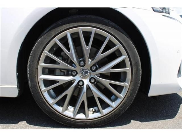 LEXUS IS300h