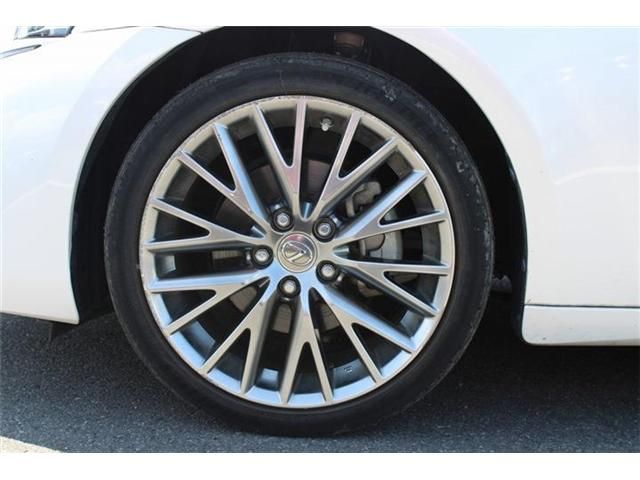LEXUS IS300h
